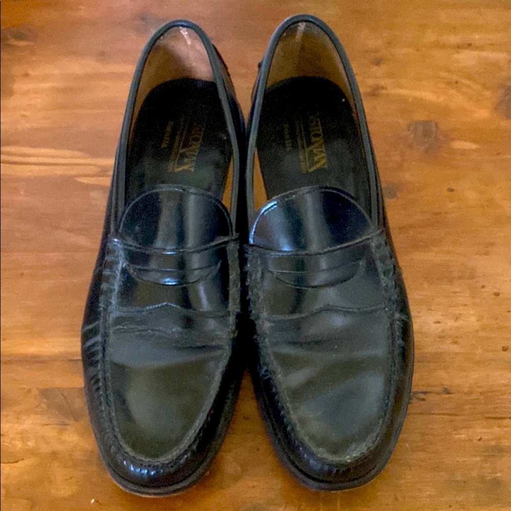 Bostonian Black Leather Penny Loafers